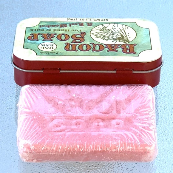 Bacon Soap in Tin Box - Picture 4 of 5